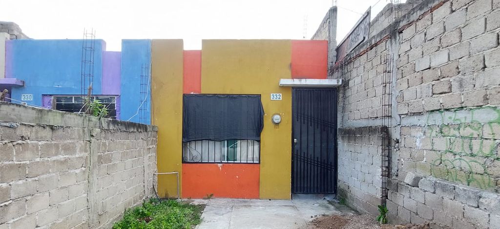 8 casas en venta en Los encinos, Tlajomulco de zuniga, Jalisco -  