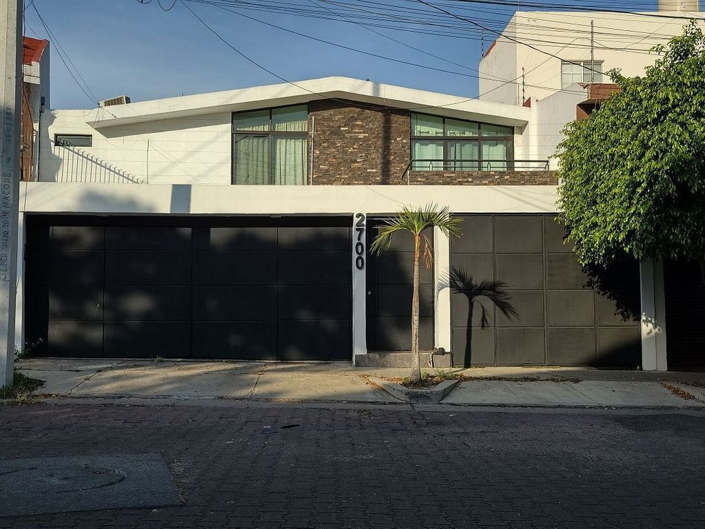 Casa en Renta, Lagos del Country, Zapopan, Jal.