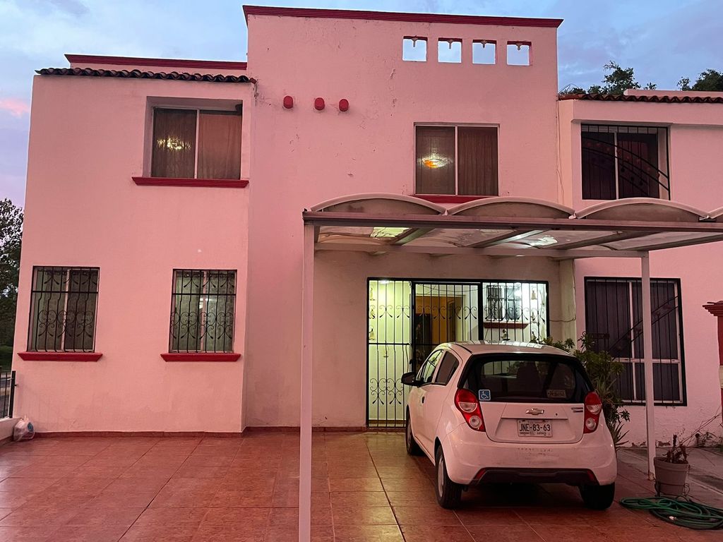 Casa en venta en Altus Bosques