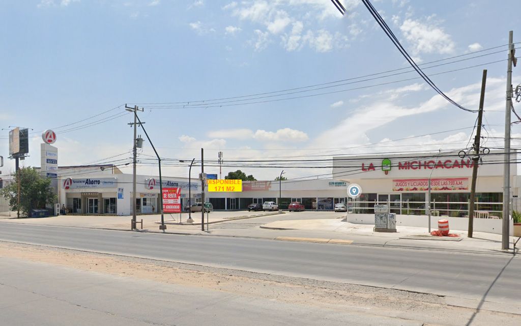 Local renta en Av. Gomez Morín