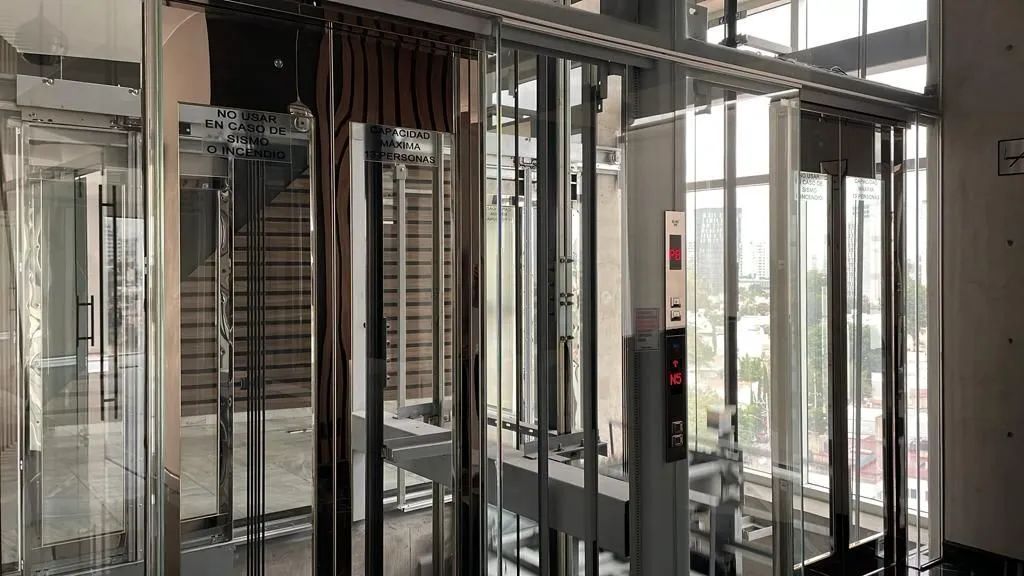 Oficinas en renta AAA en Providencia
