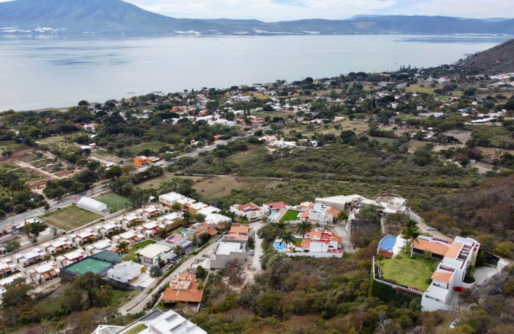 Terreno en Venta, Chapala.