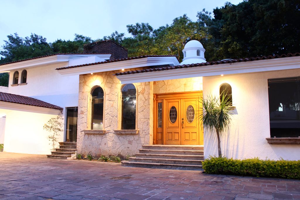 Casa de lujo en venta en Col Altamira Zapopan