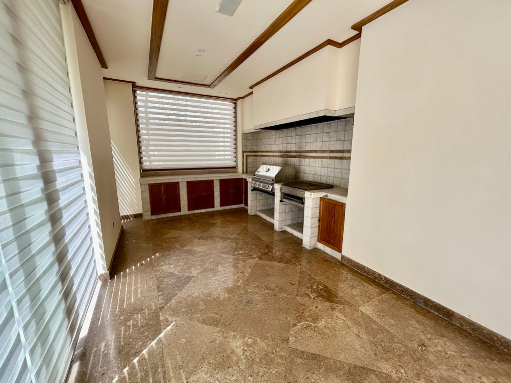 Casa En Venta En Puerta De Hierro, Zapopan