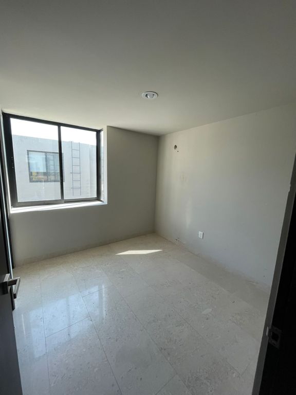 CASA EN HERMOSO CONDOMINIO EN VENTA