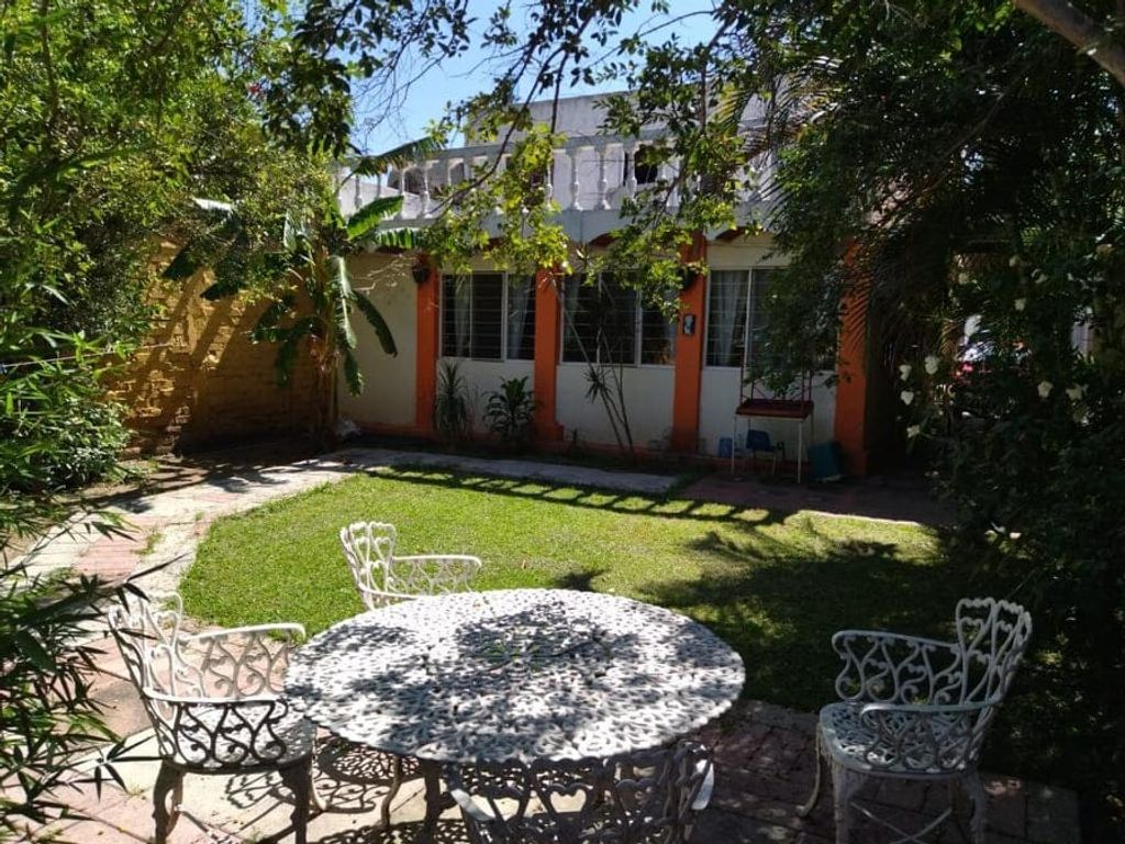 OPORTUNIDAD Casa en venta por El Álamo Tlaquepaque