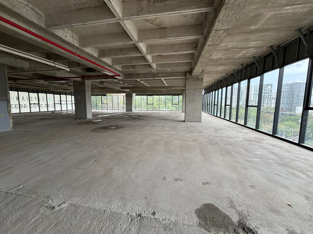 Oficina en venta en Colomos Providencia