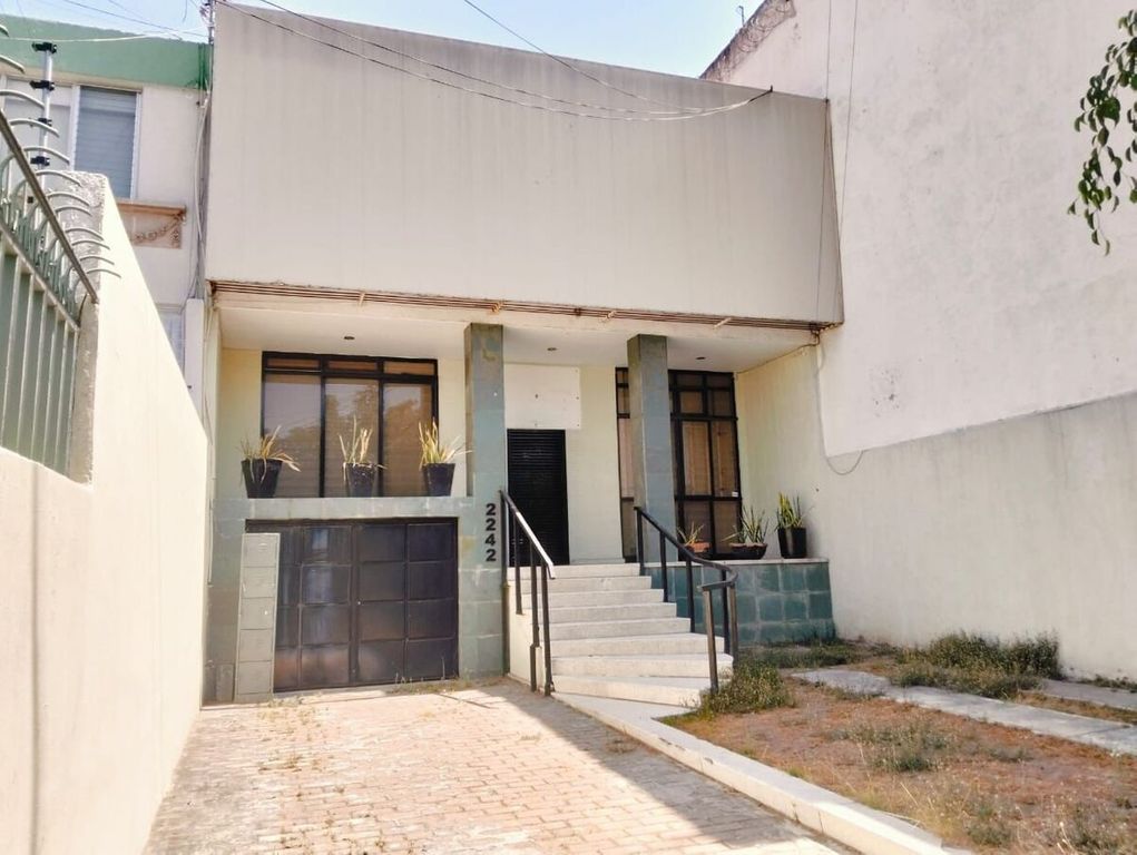 Casa en Venta en Colonia Americana – Ubicación Privilegiada $10,350,000
