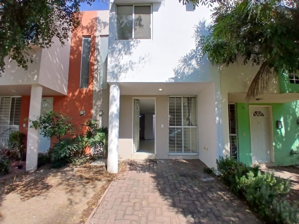 CASA EN VENTA | FRACC. LORETO – COTO EL DORADO Santa Anita, Tlaquepaque