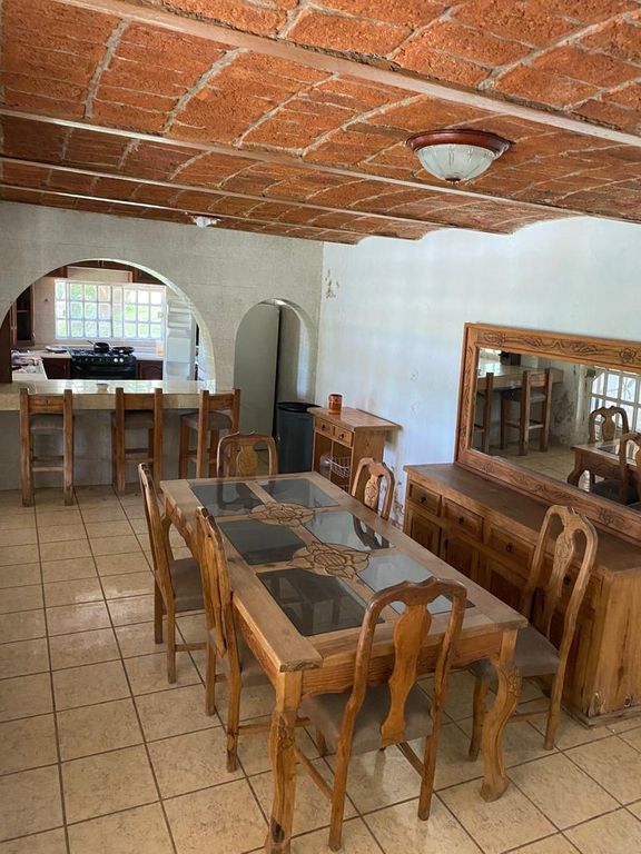 CASA EN VENTA CON ALBERCA CLUB NAUTICO PUENTE GDE
