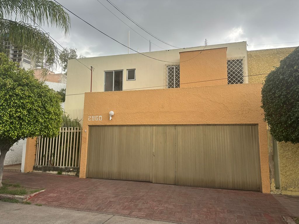 Casa en venta en Verde Valle a unos pasos de Plaza del Sol y Expo
