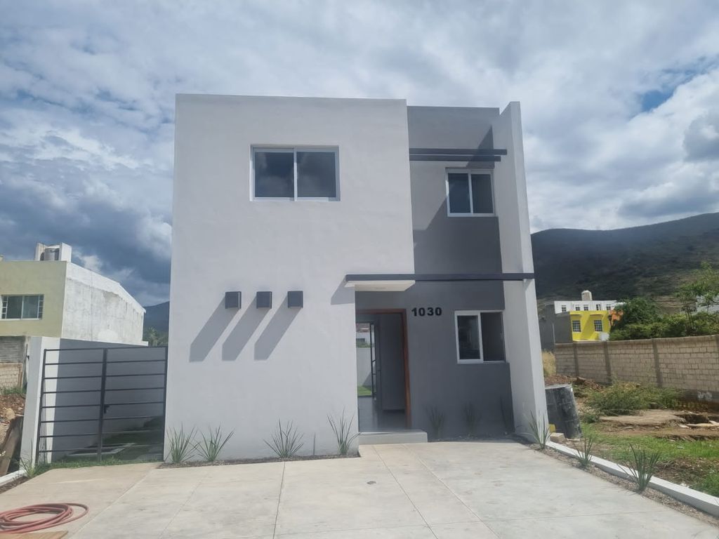 Casa en venta en Av,,Osvaldo,Sánchez, Campo sur, Tlajomulco de Zúñiga