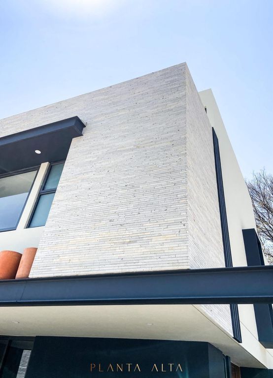 Casa en venta a estrenar! En Punto Sur Este