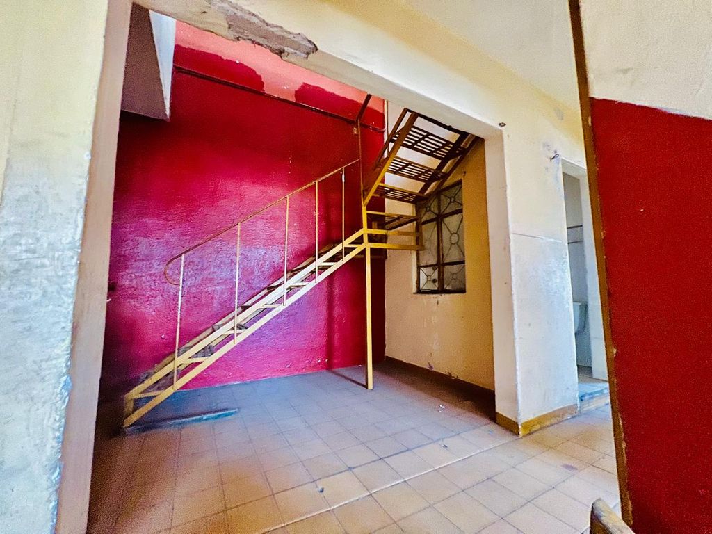 Casa En Venta En Colonia El Retiro, Guadalajara