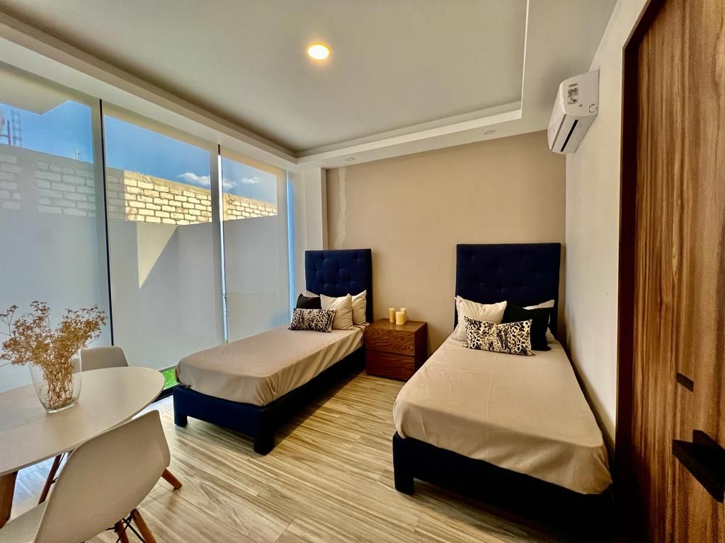 Departamento En Venta En Colomos