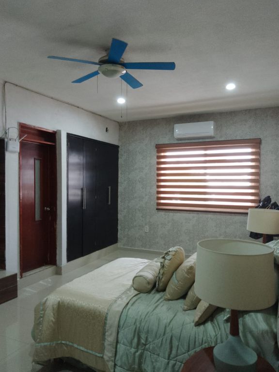 Casa En Venta En Colonia Lagos Del Country, Tepic