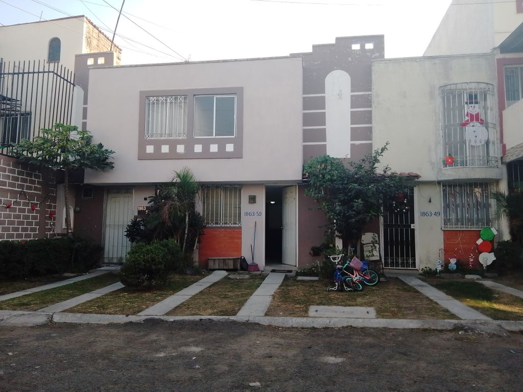 34 casas en venta en Avenida base aerea, Zapopan, Jalisco -  
