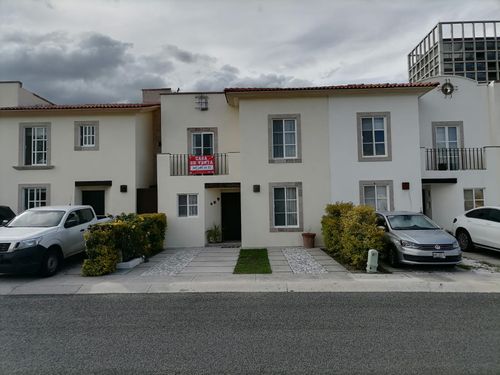 VENTA CASA SANTA FE JURIQUILLA PASEO FLORENCIA