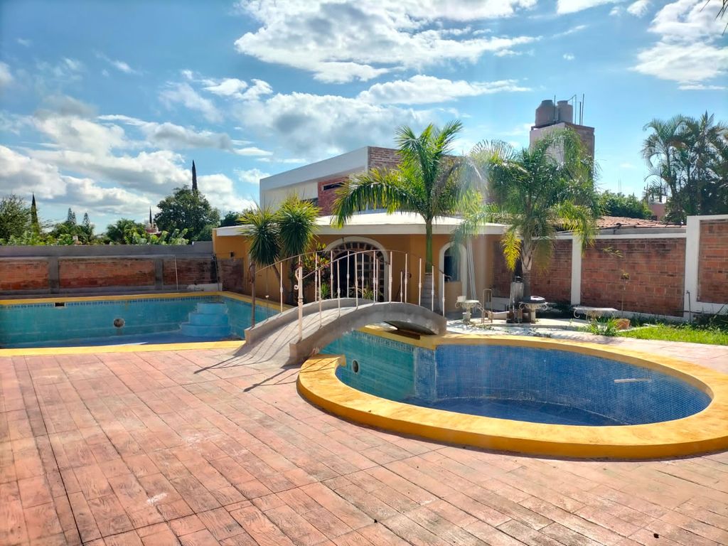 Casa En Venta En Balcones De La Calera