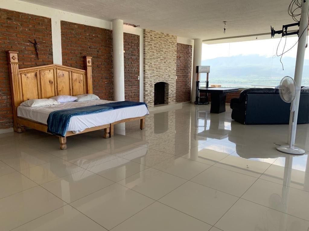 Casa en venta y renta en el potrerillo- CAJITITLÁN