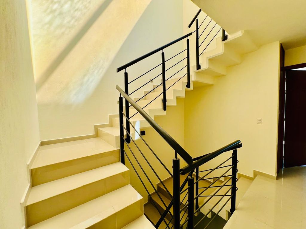 CASA EN VENTA EN VALLE IMPERIAL COTO BIZANTINO
