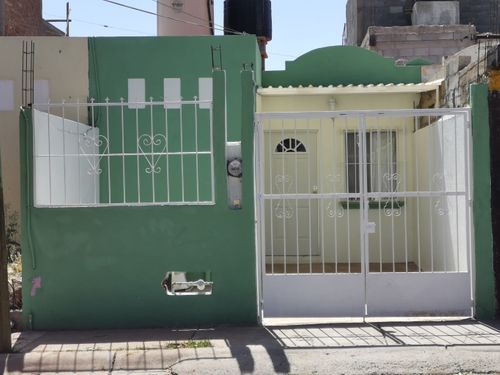 Casas En Venta En Villas De Guadalupe