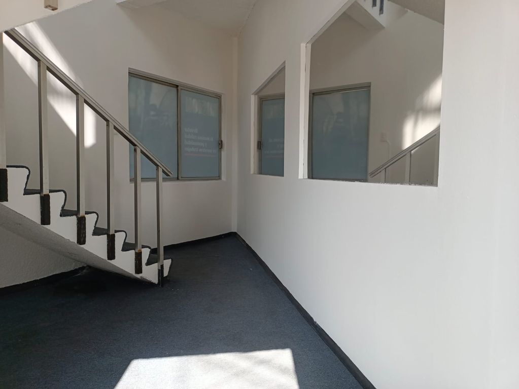 OFICINAS EN RENTA DR. NAVARRO ESQ. LAZARO CARDENAS