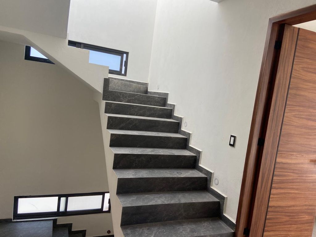 Casa En Venta En Los Robles, Zapopan