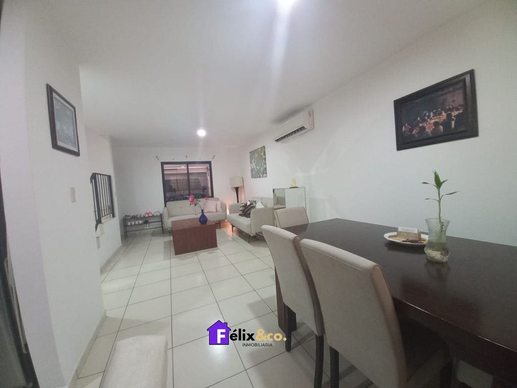 Casa Semi amueblada en renta en Portalegre por calle Cerrada