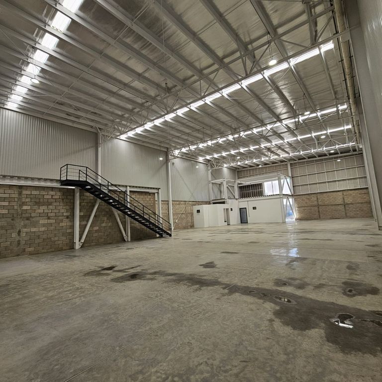 Bodega nueva en Avant Industrial Park.