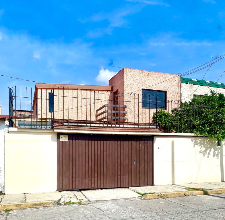 CASA EN VENTA COLONIA CIENTIFICOS TOLUCA - Wiggot