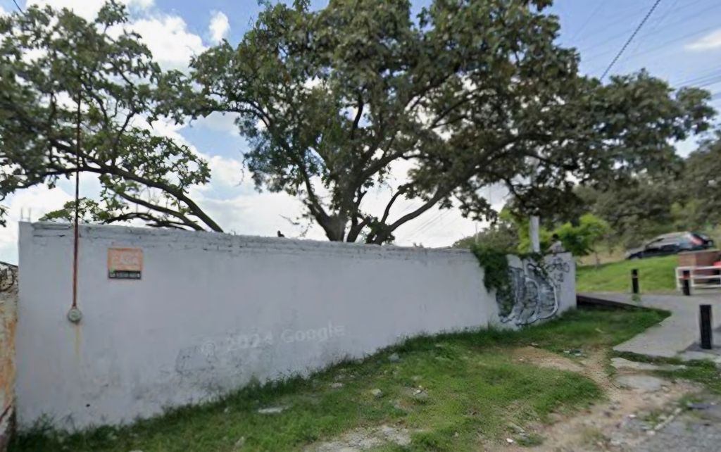 Terreno en Venta sobre Av Angel Leaño