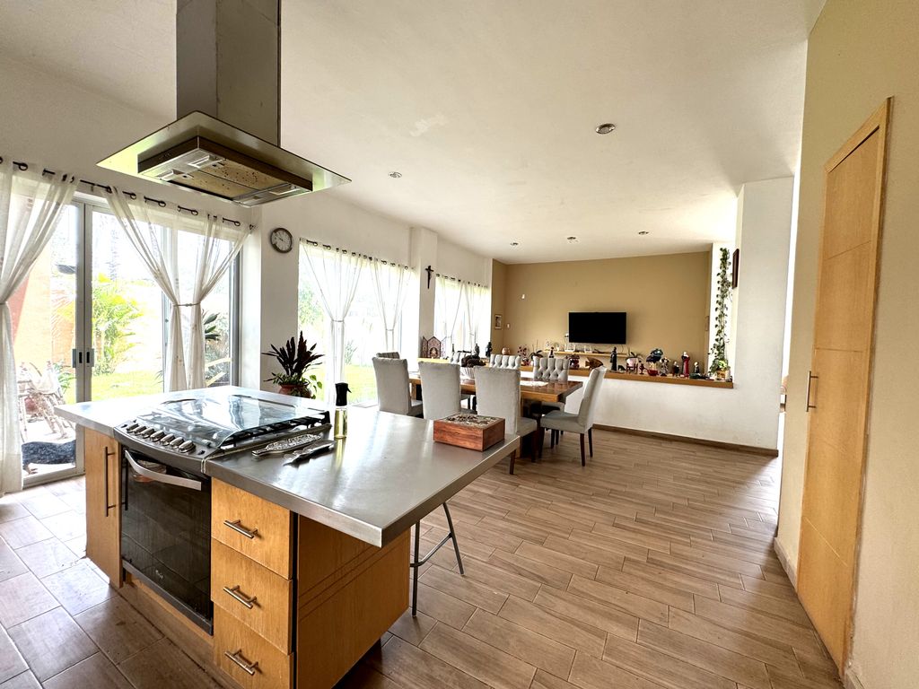 Amplia Casa en Venta en Coto Rinconada Santa Anita