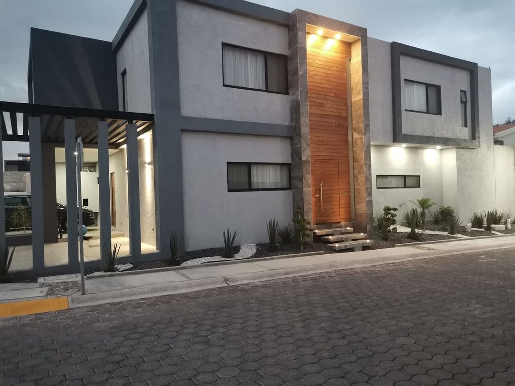 Casa en venta en Cerro,De,La,Mesa, Pedregal de vista hermosa, Querétaro,  Querétaro - Casas y Terrenos