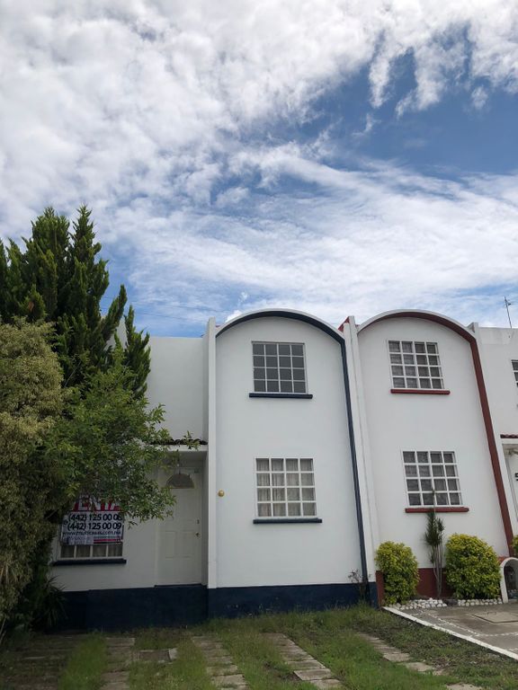 Casa en renta en Cumbres del Roble, Querétaro