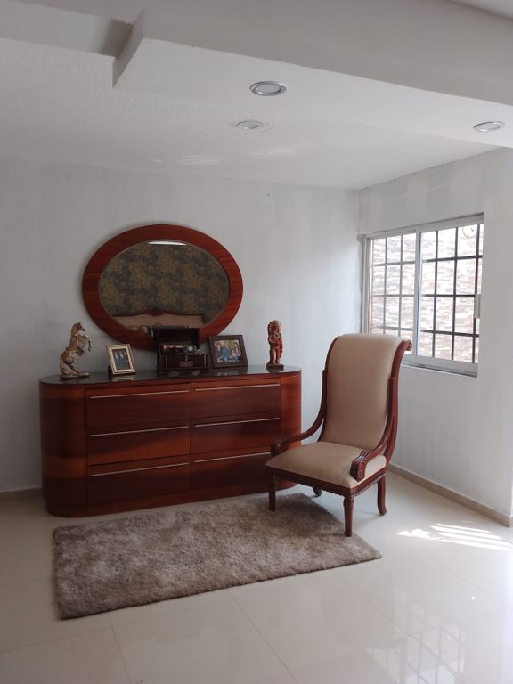 Casa En Venta En Colonia Lagos Del Country, Tepic