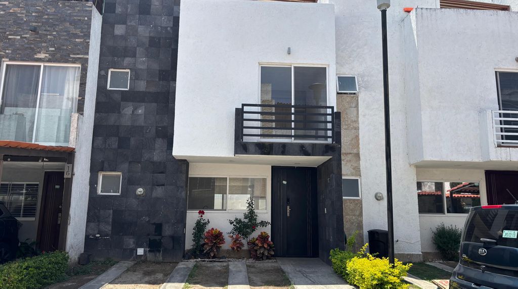 CASA EN VENTA EN PARQUES DE TESISTÁN – COTO TIERRA, ZAPOPAN