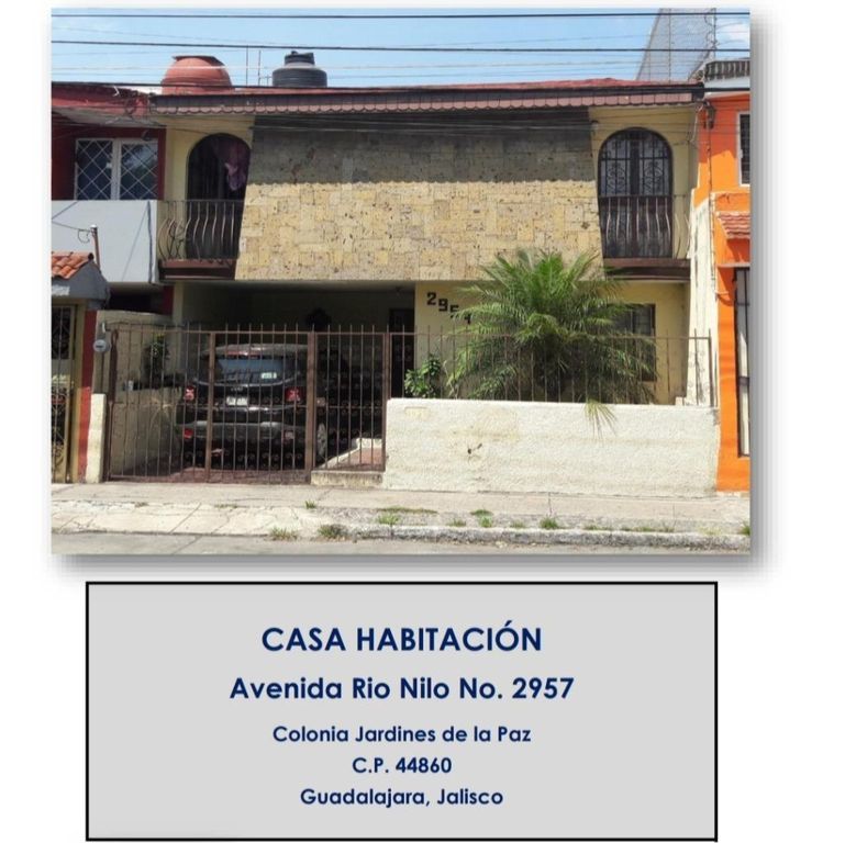 SE VENDE CASA EN AVENIDA RÍO NILO.