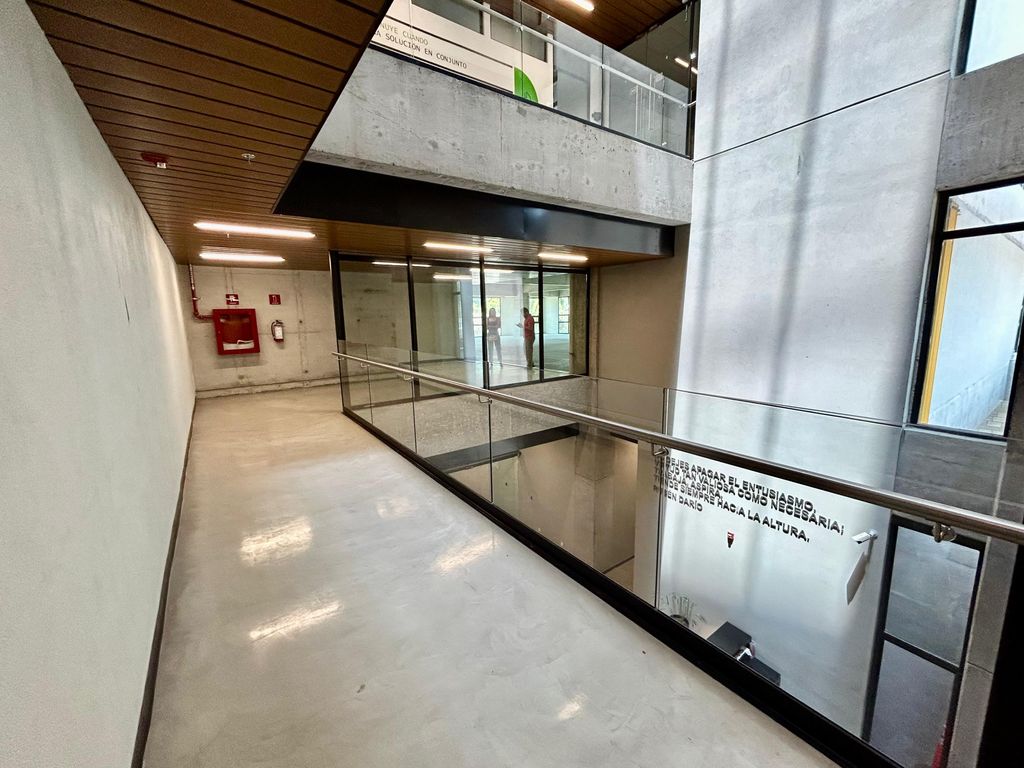 Oficina En Venta o Renta Corporativo Rubén Dario