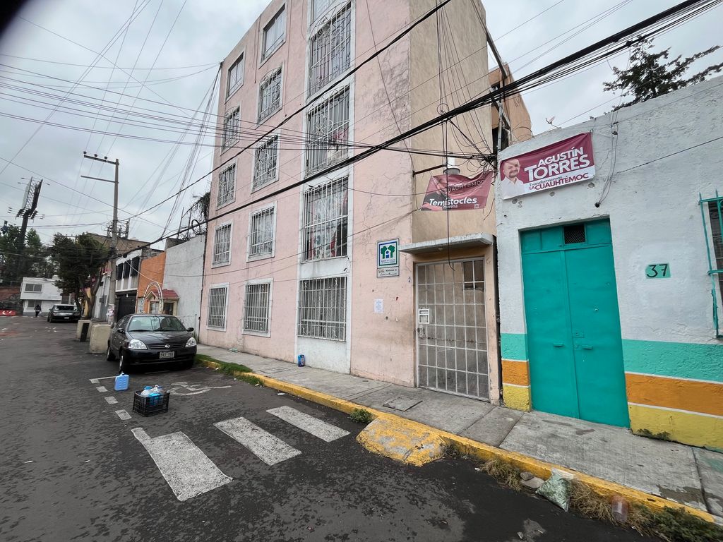VENTA CERCA CENTRO MEDICO EN PB 2 RECAMARAS