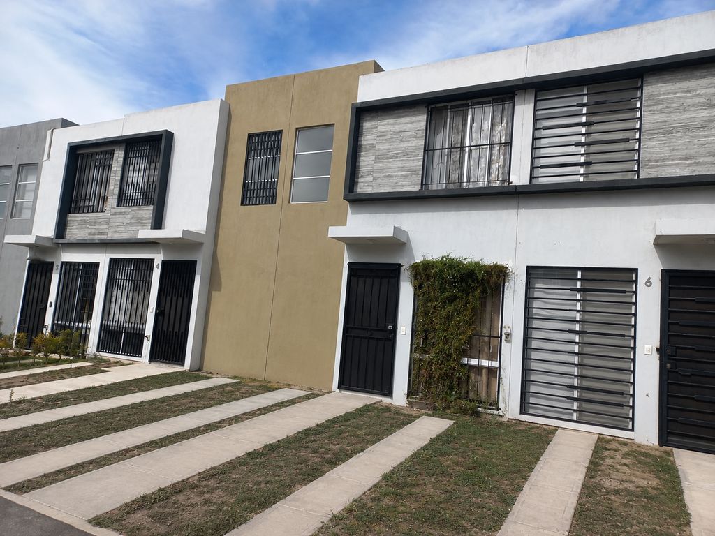 Casa en venta en La Arbolada Real del Valle, Tlajomulco