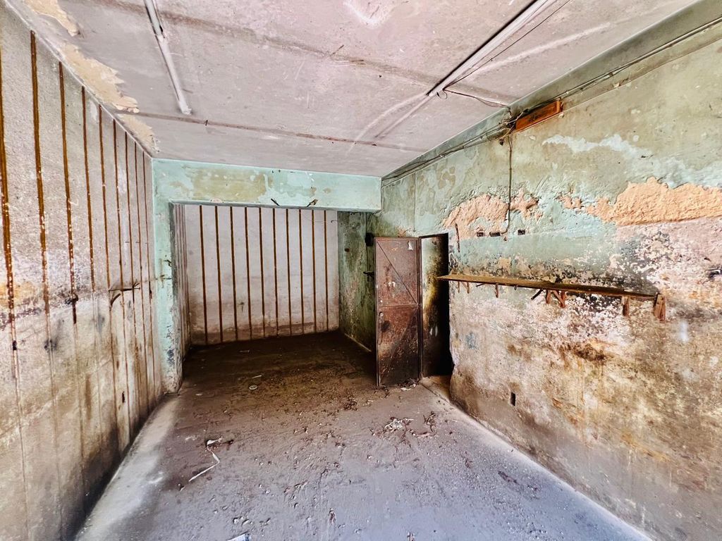 Casa En Venta En Colonia El Retiro, Guadalajara