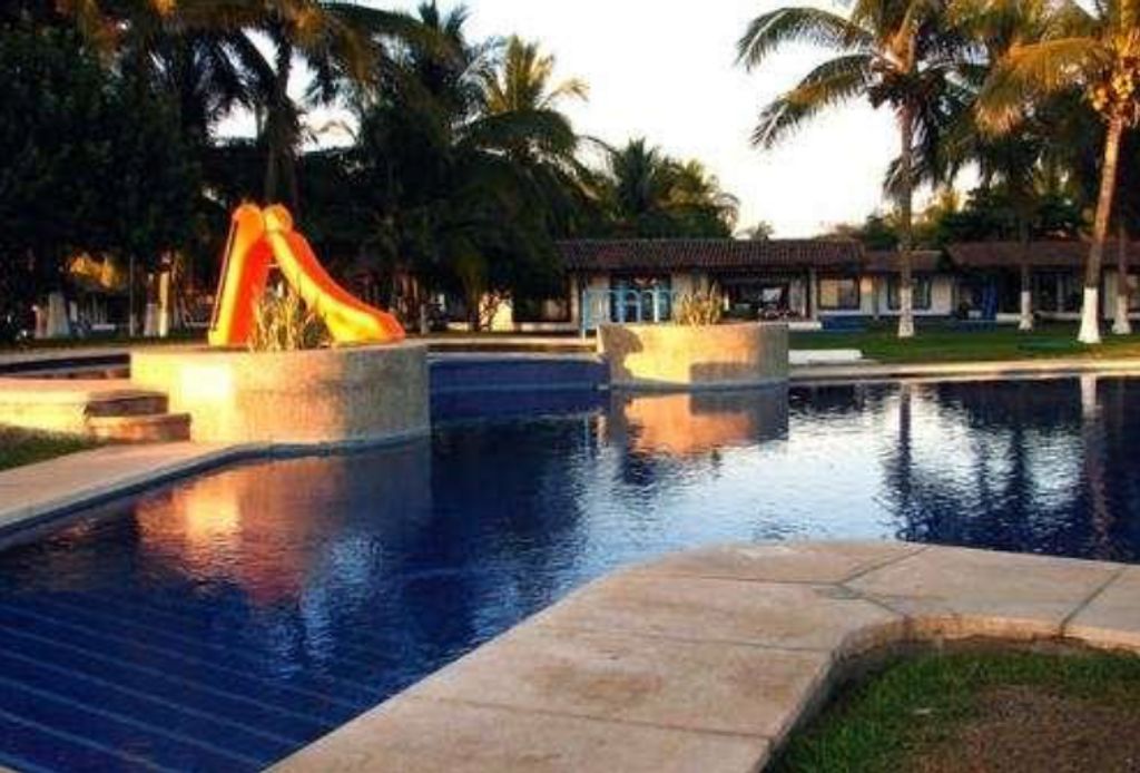 SBR / RESORT EN VENTA FRENTE AL MAR, ACAPULCO¡
