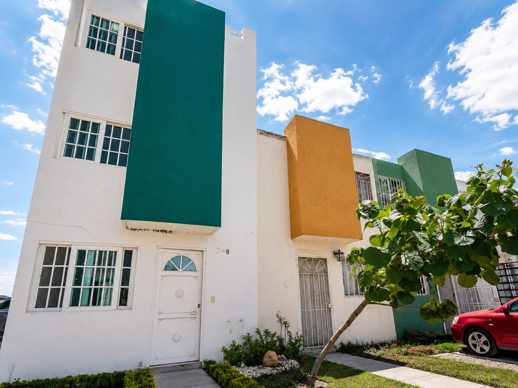 CASA EN VENTA EN JARDINES DE LA ALAMEDA | EL SALTO