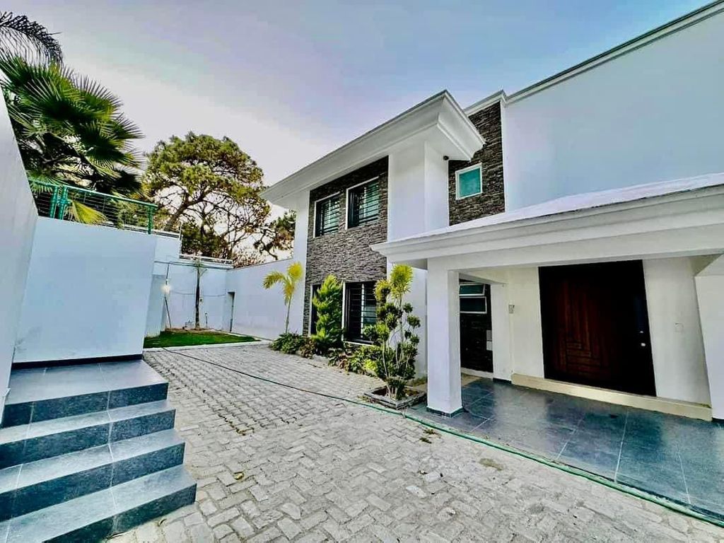 Gran Residencia en el Bosque, Pinar de la venta, Zapopan