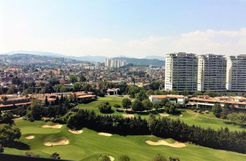 Precioso Depto. en Club de Golf Bosques