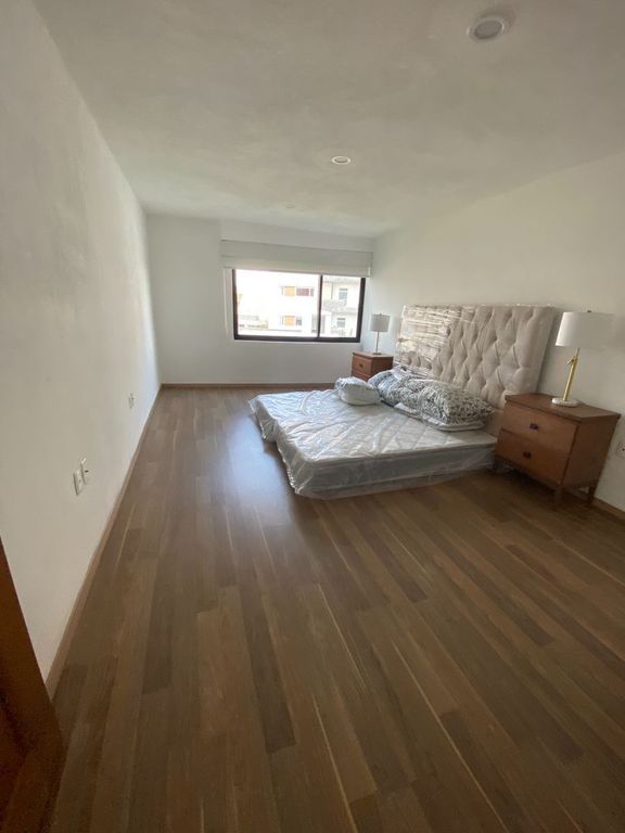 CASA EN VENTA.CUMBRES DEL LAGO