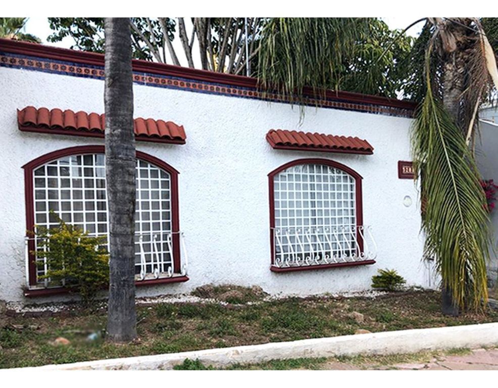 CASA EN RENTA EN CERRO DEL TESORO ZAPOPAN