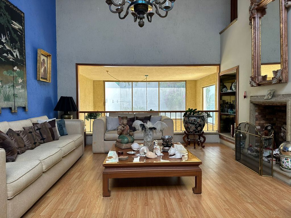 CASA EN RENTA IDEAL PARA OFICINA A PUERTA CERRADA