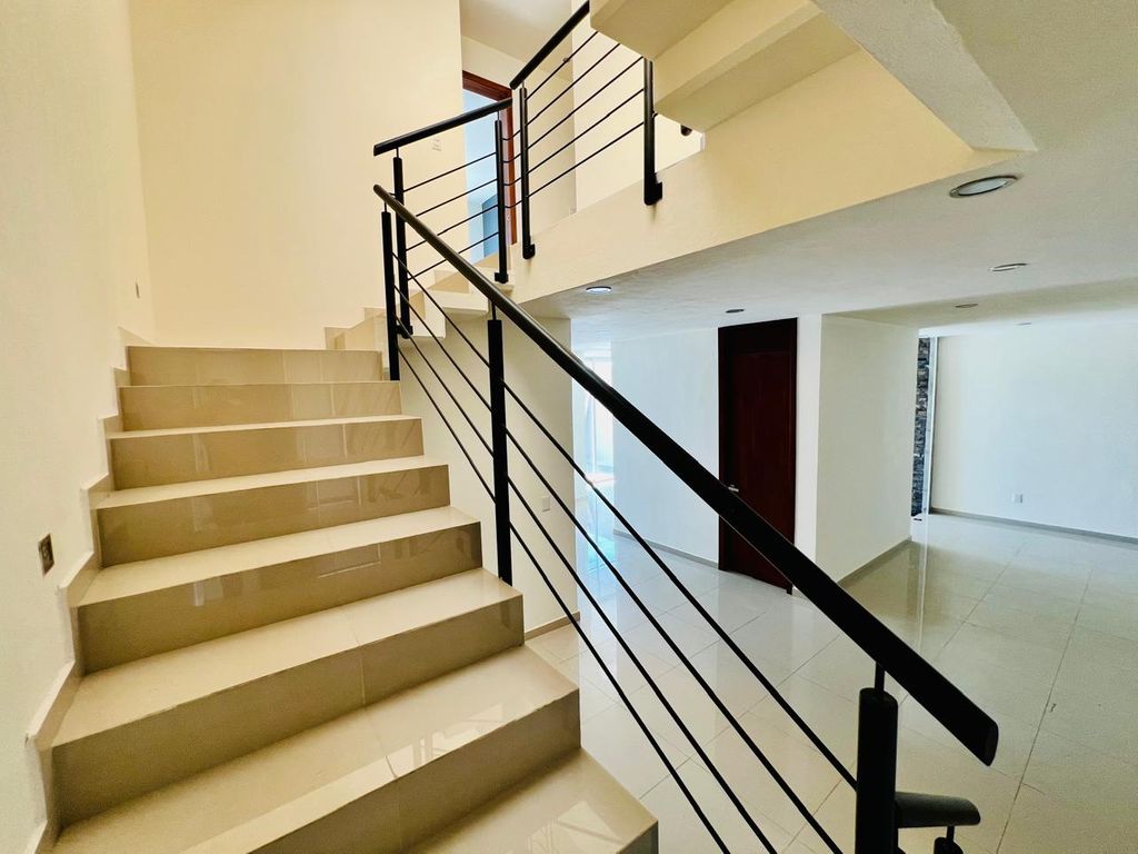 CASA EN VENTA EN VALLE IMPERIAL COTO BIZANTINO